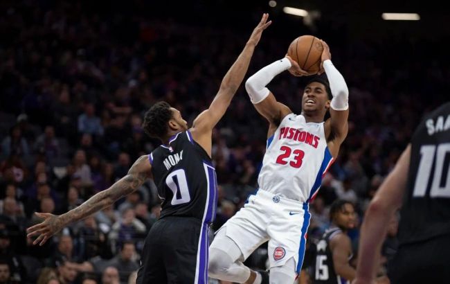 Зрелищный аллей-уп дуэта "Сакраменто" в отрыве не остановил сенсацию: момент дня в НБА