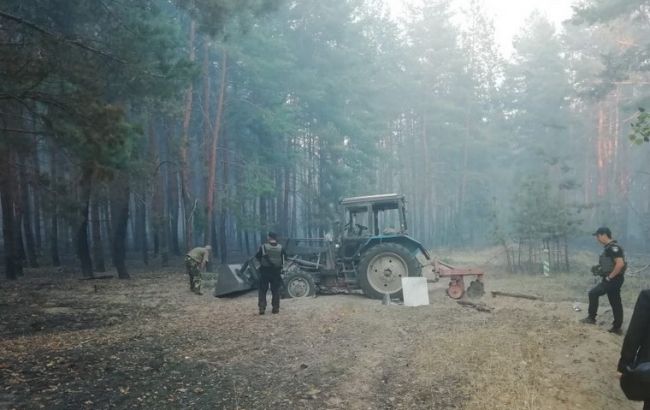 Біля Станиці Луганської горить замінований ліс