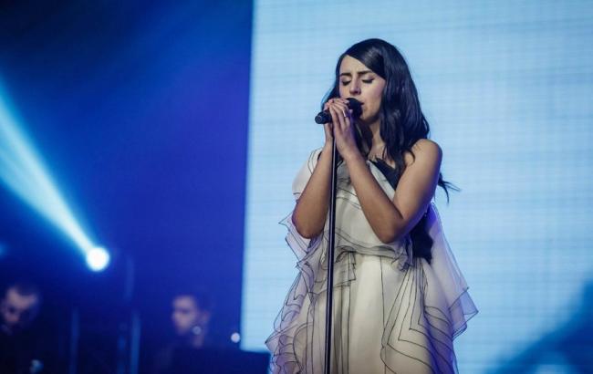 Джамала довела переселенцев до слез крымскотатарской песней