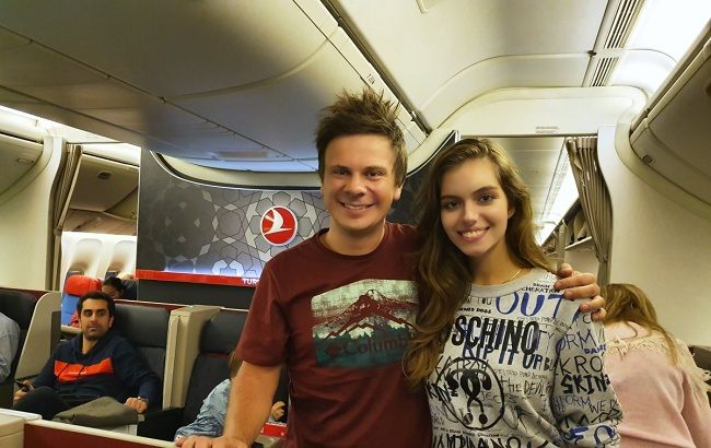 Крылья любви: Дмитрий Комаров рассказал, как в Китае решал проблему длительной разлуки с женой