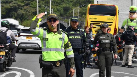 Вибух на шосе в Колумбії призвів до десятків жертв та поранених