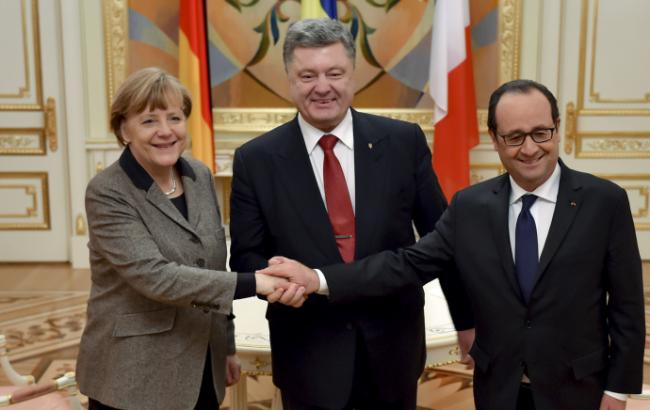В Берлине сегодня пройдет встреча Порошенко с Меркель и Олландом
