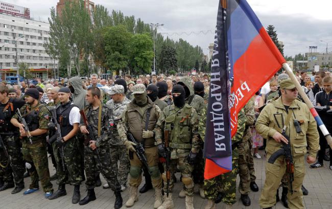 Троих боевиков ДНР будут судить за захват прокуратуры в Артемовске