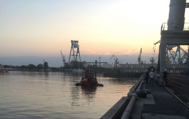 В порту Николаева произошла утечка растительного масла