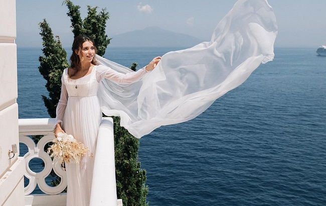 "В жизни ещё красивее": Регина Тодоренко на прогулке пообщалась с одесситами