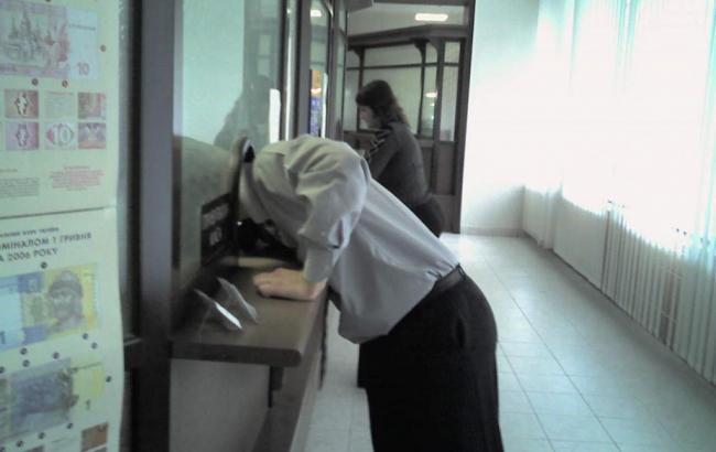 Задолженность по зарплате в Украине за счет Донбасса в ноябре выросла на 7,3% - до 2,4 млрд грн