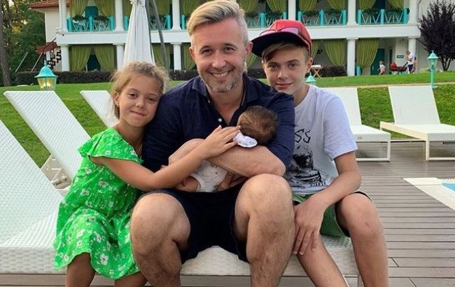 "Любов з першого погляду": засмаглий Сергій Бабкін похвалився італійськими канікулами