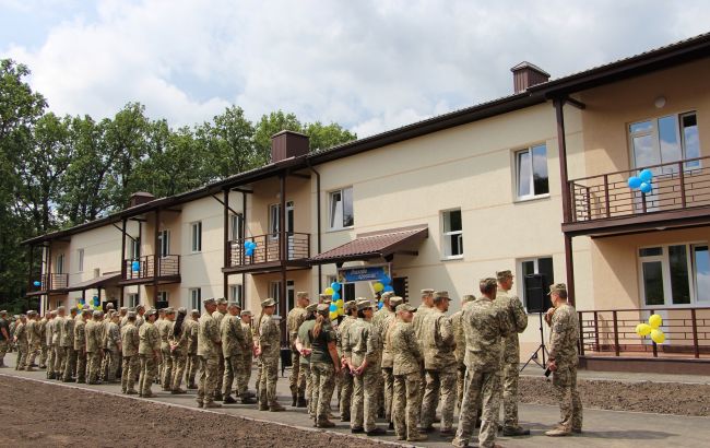 Roshen построил энергосберегающий дом для военных в Калиновке стоимостью 37 млн грн