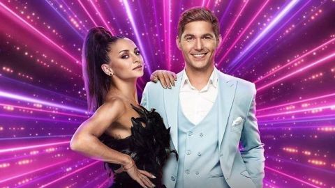 "Бесстрашная партнерша": Остапчук впечатлил опасным трюком на репетиции Танцев со звездами 2019