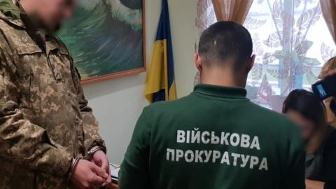 Военная прокуратура задержала двух десантников, которые хотели продать более 4 кг взрывчатки