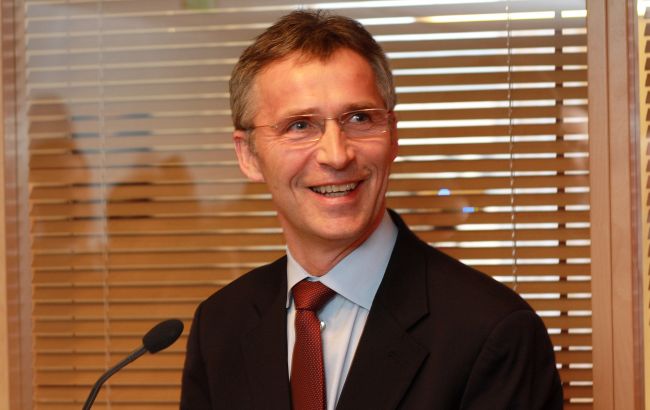 Столтенберг: Украина благодаря новому статусу будет больше участвовать в учениях НАТО