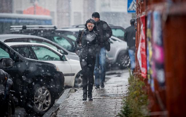 Погода на завтра: на більшій частині України мокрий сніг з дощем, температура від -3 до +11
