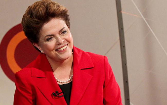 Порошенко запросив переобраного Президента Бразилії Ділму Руссефф відвідати Україну