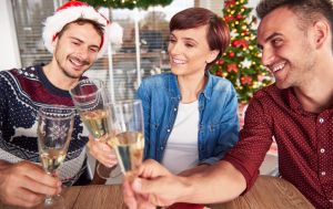 Українцям назвали точну кількість алкоголю, яку можна випити на свята