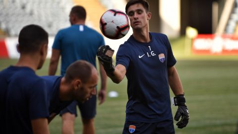 Маріуполь - АЗ: прогноз букмекерів