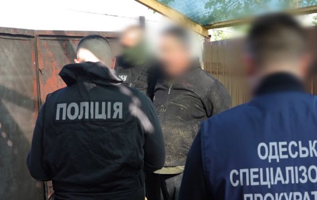 Обіцяв "бронь" за хабар: в Одеській області затримали інспектора ТЦК