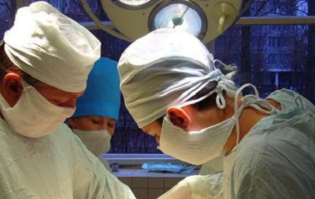 Лікарі за ніч зробили 16 операцій пораненим у ДТП бійцям АТО, - Донода