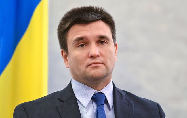 Миротворческая миссия на Донбассе не отменяет переговоры в нормандском формате, - Климкин