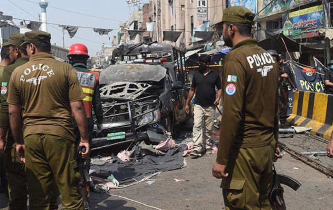 У Пакистані через вибух у храмі загинули 8 людей