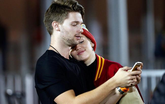 Майлі Сайрус і Патрік Шварценеггер розлучилися