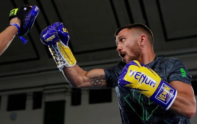 Названо попередню дату і місце бою Ломаченка за титул абсолютного чемпіона