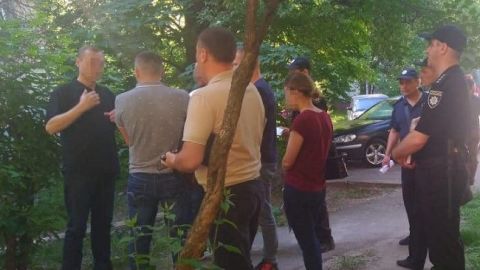 Мужчина забил дворника до смерти держаком от вил: детали трагедии в Киеве