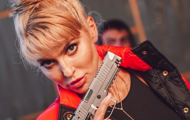 Двойной удар: Анна Буткевич снялась для обложки Playboy и представила клип-боевик