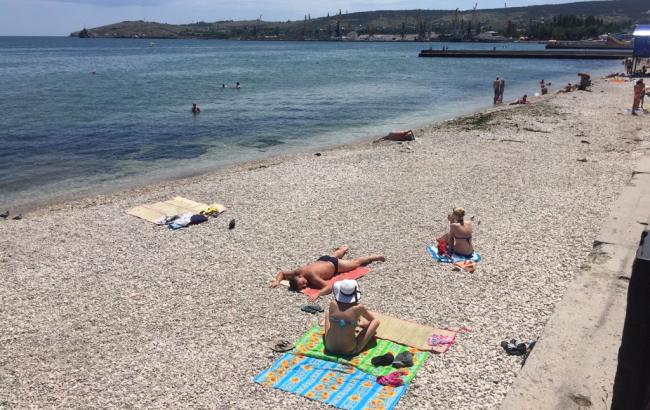 "В Феодосии все купаются в другом месте": в сети появились фото пляжей в центре города
