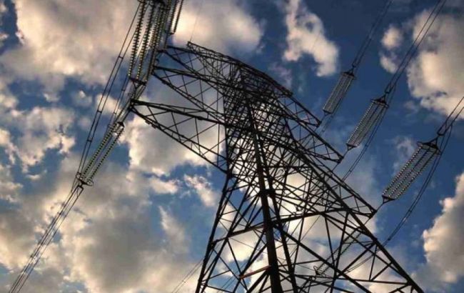 В Луганской области из-за обстрела боевиков почти 1,5 тысячи домов остались без света