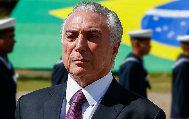 Президент Бразилії уникнув суду у справі про корупцію