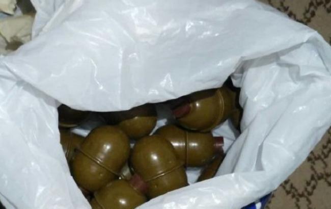 У жителя Вінниці поліція знайшла 18 гранат