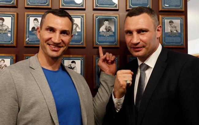 Кличко став першим українцем, якого включили до Міжнародної зали боксерської слави