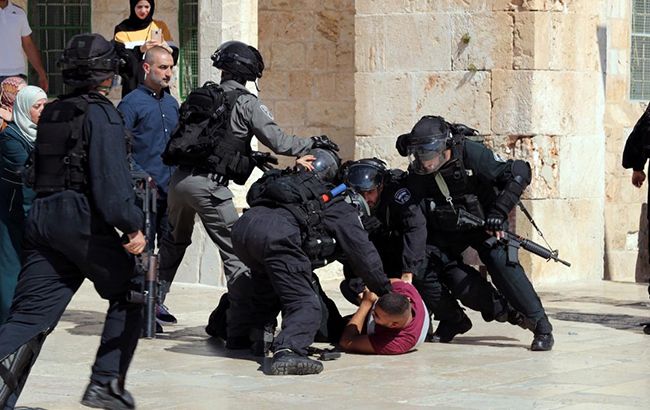 Під час сутичок в Єрусалимі постраждали 18 осіб, - Reuters