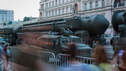 Порошенко чекає на пропозиції фракцій щодо складу ЦВК