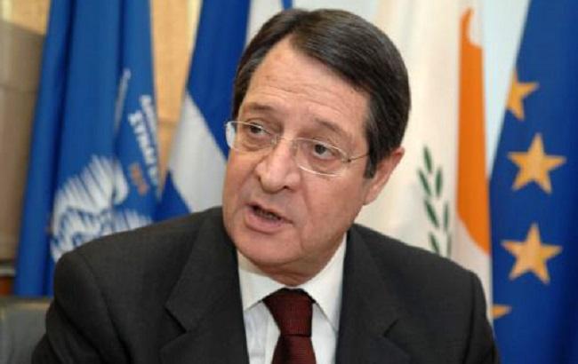 На виборах на Кіпрі лідирує чинний президент, - екзит-поли