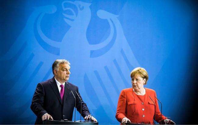 Меркель и Орбан заявили о разногласиях в вопросе миграции