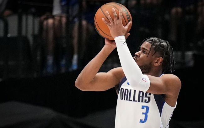 Роскошный постер-данк защитника не спас "Даллас" в Луизиане: момент дня в НБА