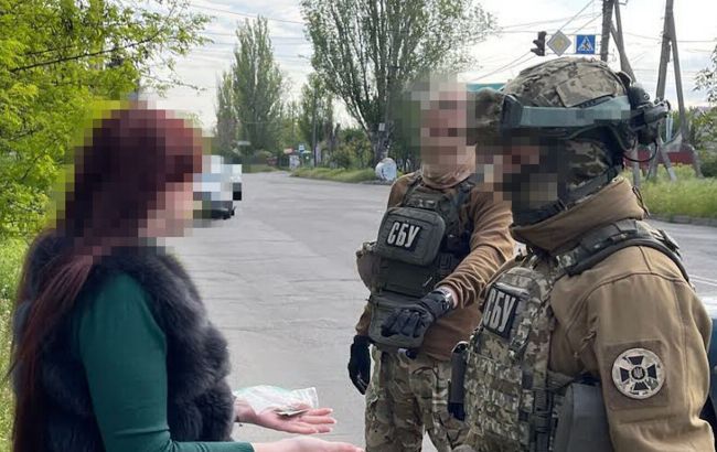 "Сливала" ФСБ данные об украинских военных. В Херсоне задержали медсестру