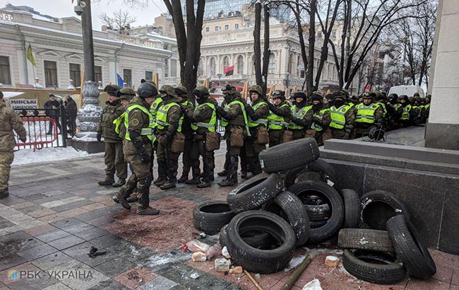 Затриманих у сутичках під Радою доставили до управління поліції, - МВС