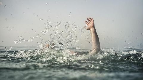 В озере Киева обнаружили бездыханное тело мужчины: шокирующие подробности