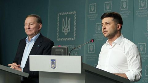 Зеленський повернув Кучму у контактну групу