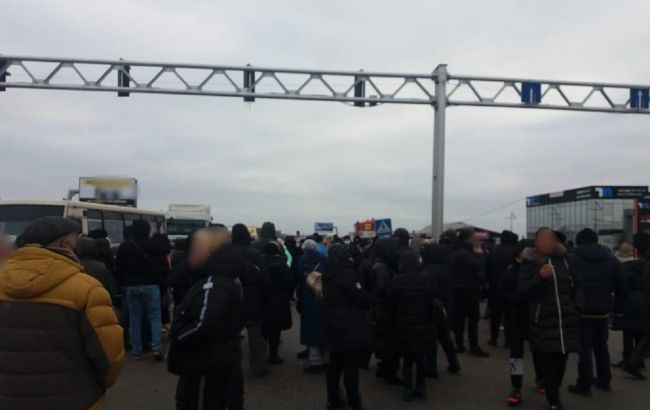 Протест работников "7-километра": полиция открыла дело