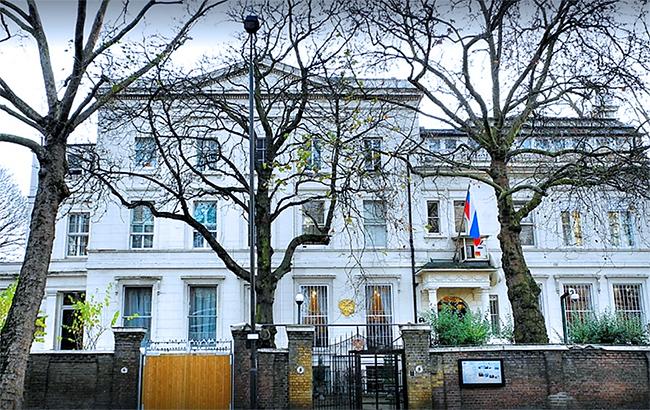 Штат российского посольства в Великобритании сократится на 40%