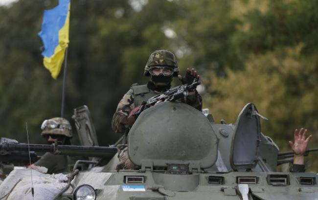 За время АТО погибли более 1,2 тыс. украинских военных, - Порошенко