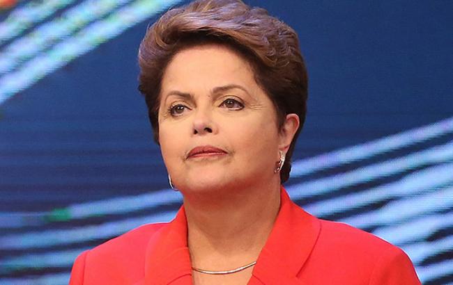 Екс-президент Бразилії Руссефф вимагає повернути їй пост голови країни