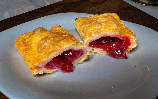 Готовим хрустящий пирожок с вишней "как в МакДональдс": знаменитый рецепт