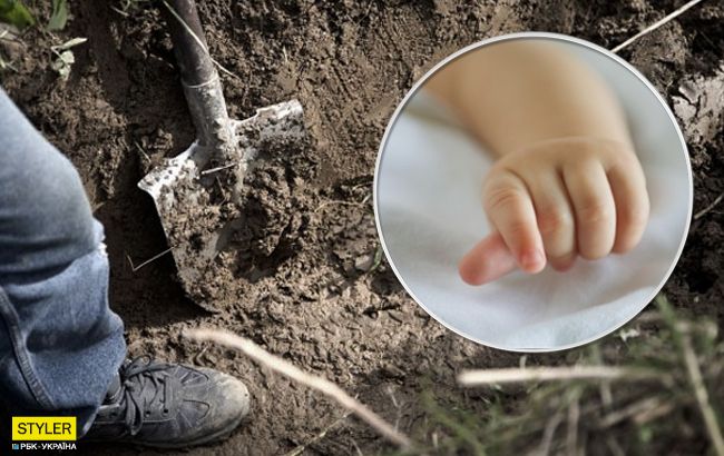 Закопала ребенка в огороде: подробности ЧП под Одессой