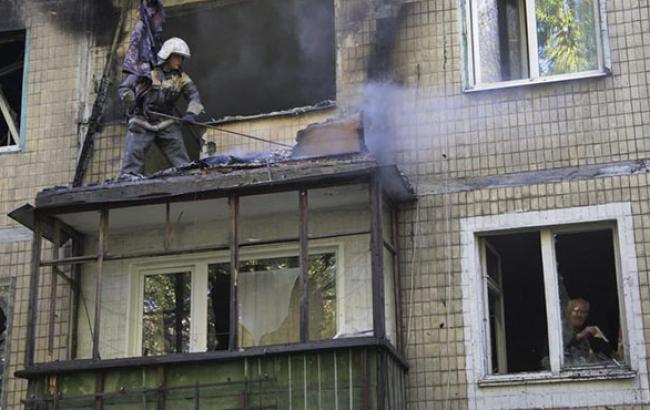 В Донецке из-за попадания снарядов повреждены жилые дома в двух районах, - мэрия