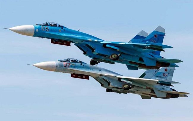 Три російських військових літаки порушили повітряний простір Швеції