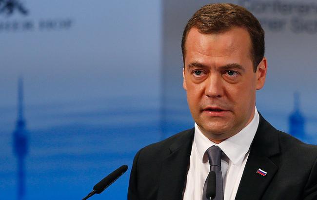 Медведев заявил о необходимости тщательного расследования дела Улюкаева
